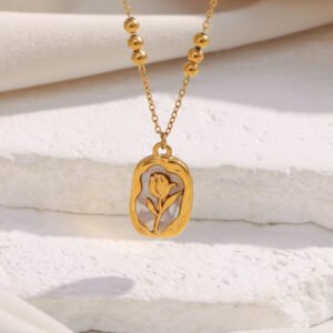 Rose Pendant Necklace