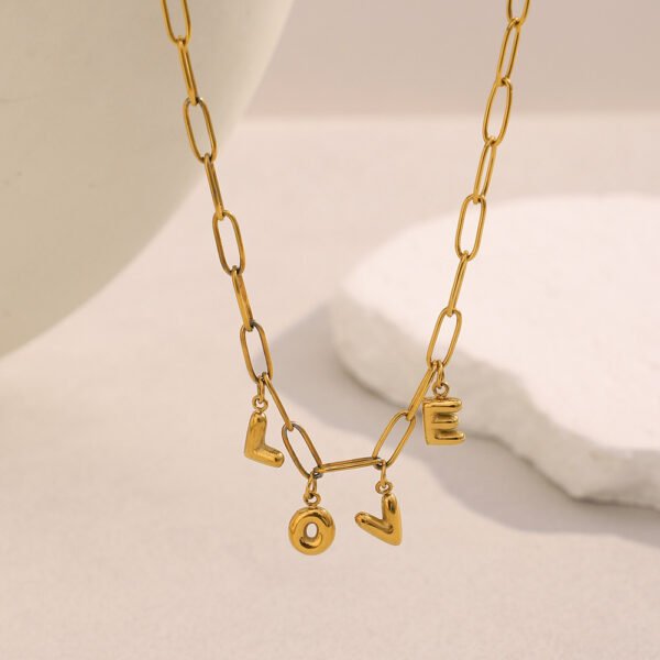 LOVE Charm Paperclip Chain Necklace - 图片 2